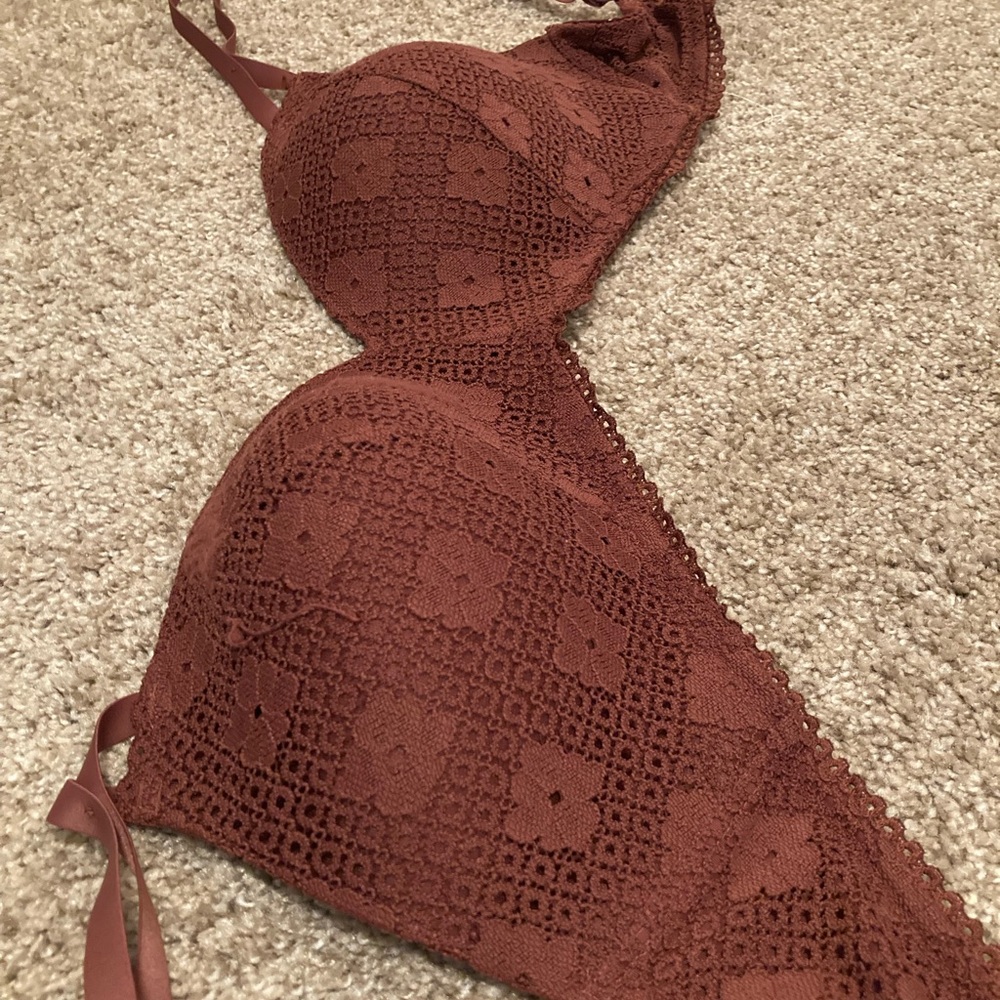 Aerie-  Womens Bra